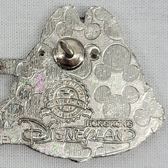 DISNEY Pin Trading ~ Disneyland Hong Kong ~ Safety Pin ~ Dale ~ 2015 - Picture 6 of 10